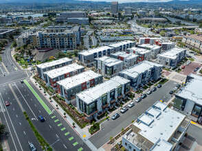 Laguna Vista in Foster City, CA - Building Photo - Building Photo