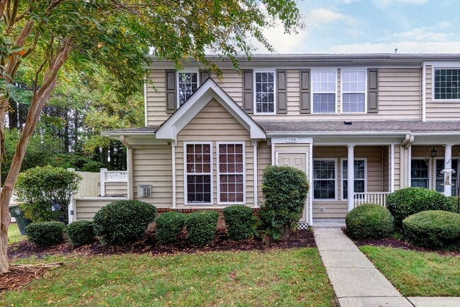 130 Ellis Dr in Yorktown, VA - Building Photo - Building Photo