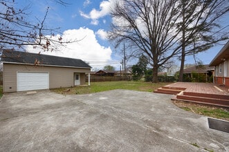 607 Bob Wallace Ave SW in Huntsville, AL - Building Photo - Building Photo