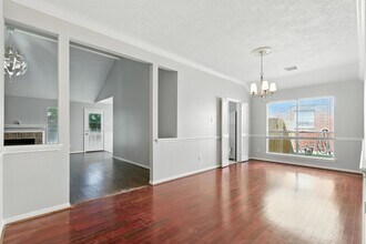 5307 Oak Falls Dr in Houston, TX - Building Photo - Building Photo