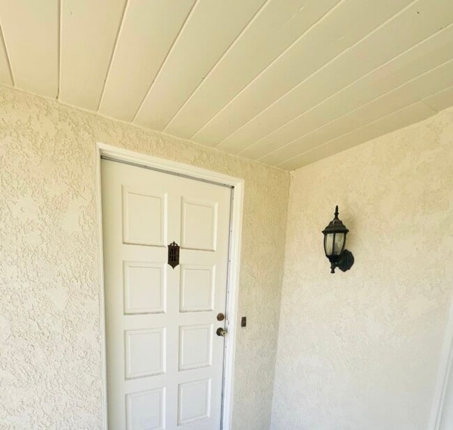 148 W 34th St in San Bernardino, CA - Building Photo - Building Photo