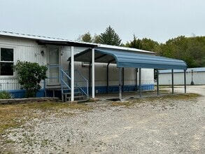 55 State Rte Y in Jonesburg, MO - Building Photo - Building Photo