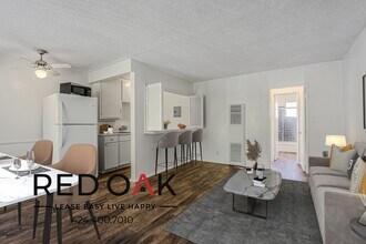 1352 N Las Palmas Ave in Los Angeles, CA - Foto de edificio - Building Photo