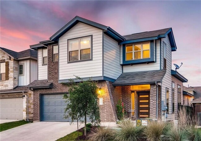 1008 Totis Rd in Austin, TX - Building Photo - Building Photo