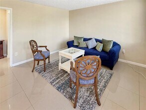 2400 NE 9th St in Fort Lauderdale, FL - Building Photo - Building Photo