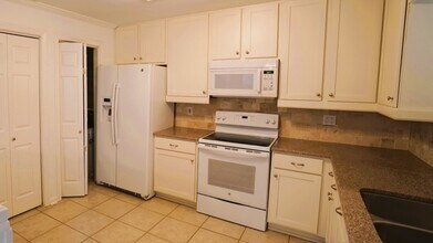 11711 Memorial Dr in Houston, TX - Foto de edificio - Building Photo