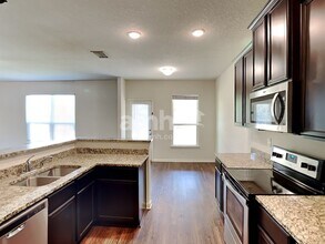 7931 Bluewater Cove in San Antonio, TX - Building Photo - Building Photo