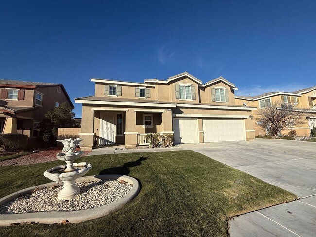 4715 Avenue J-4 in Lancaster, CA - Building Photo - Building Photo