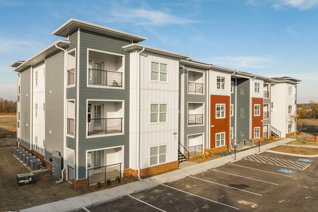 Copper Creek in Jackson, TN - Foto de edificio - Building Photo