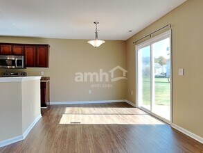 244 Hennepin Dr in Maineville, OH - Building Photo - Building Photo