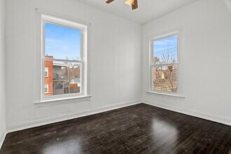 3358 W Lexington St, Unit 2 in Chicago, IL - Building Photo - Building Photo