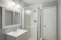 7523 Azalea St photo'