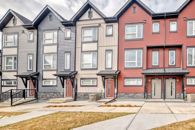 11 Evanscrest Mews NW in Calgary, AB - Building Photo - Building Photo