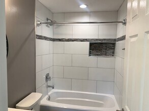 1653 Court Dr in Tracy, CA - Building Photo - Building Photo