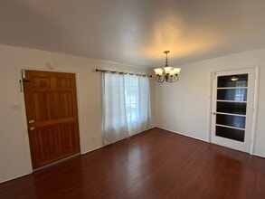4712 Palo Duro Ave NE in Albuquerque, NM - Building Photo - Building Photo