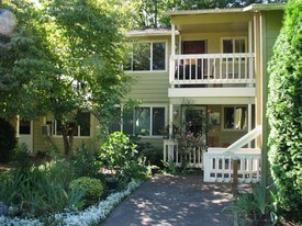 Canby Village in Canby, OR - Building Photo