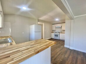 5001 36th St in Lubbock, TX - Building Photo - Building Photo