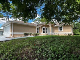 301 East 12th Street in Lehigh Acres, FL - Building Photo