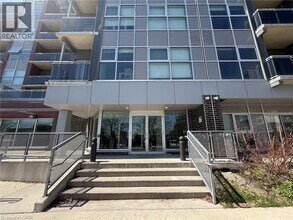 251 Hemlock St in Waterloo, ON - Building Photo - Building Photo