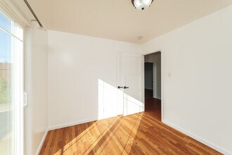 30 Graystone Dr in South San Francisco, CA - Building Photo - Building Photo