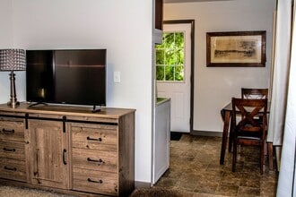 422 1/2 W New York Ave in Creston, IA - Building Photo - Building Photo