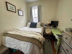 73 Revere St, Unit 2R in Boston, MA - Foto de edificio - Building Photo