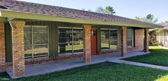 5618 Byron Nelson Dr in Harlingen, TX - Building Photo