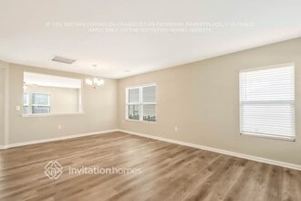 4047 Houldsworth Dr in Charlotte, NC - Foto de edificio - Building Photo