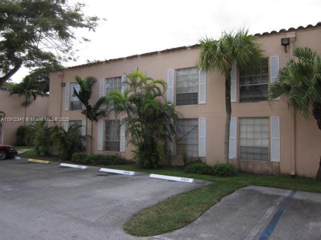 10804 N Kendall Dr in Miami, FL - Building Photo - Building Photo