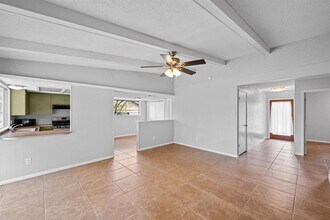9502 Gambels Quail Dr in Austin, TX - Foto de edificio - Building Photo
