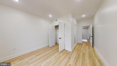 810 N Holly St-Unit -3 in Philadelphia, PA - Building Photo - Building Photo