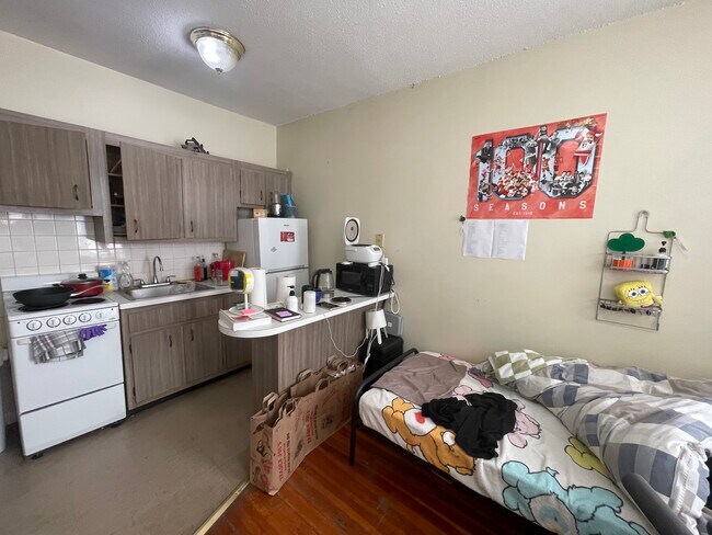 115 Commonwealth Ave, Unit 2