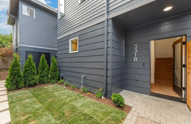 331 18th Ave in Seattle, WA - Building Photo - Building Photo