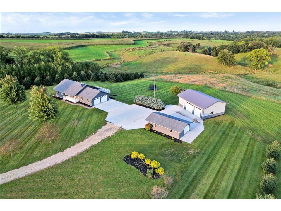 66182 310th Ave in Lake City, MN - Building Photo