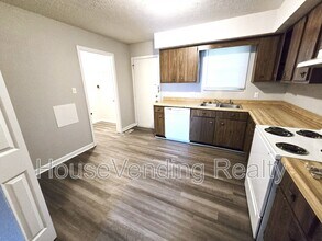 1905 Meadowview Ln in Knoxville, TN - Building Photo - Building Photo