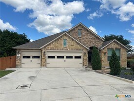 3213 Roan St in New Braunfels, TX - Building Photo