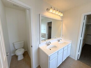 1007 Doubletree Glen Dr in Houston, TX - Building Photo - Building Photo