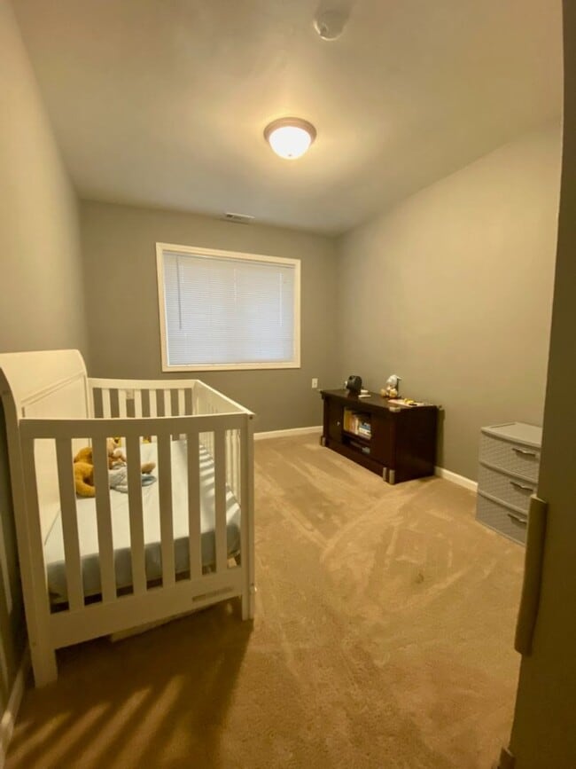 401 E Peter Ln in Little Chute, WI - Building Photo - Building Photo