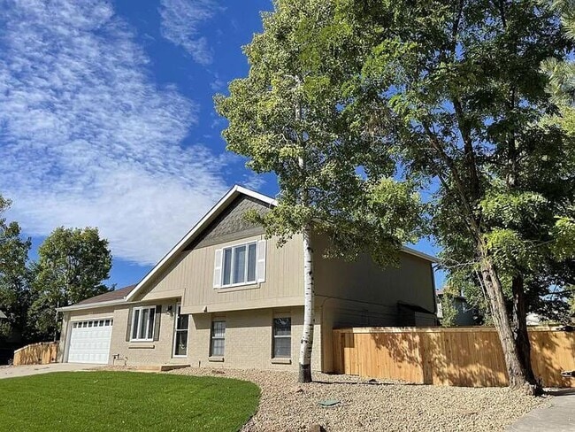 2809 Glendevey Dr in Loveland, CO - Building Photo - Building Photo