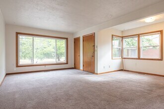 7222-7224-7224 NE Tillamook St in Portland, OR - Building Photo - Building Photo