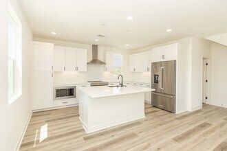 403 Caliper Wy in San Marcos, CA - Building Photo - Building Photo