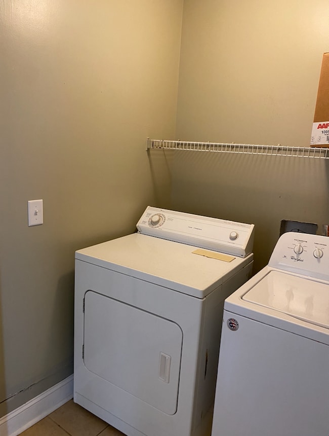 677 Center Pl in Auburn, AL - Building Photo - Building Photo