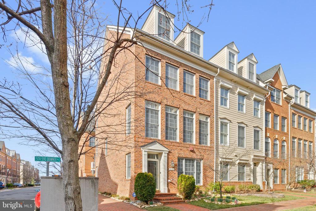 5174 Brawner Pl in Alexandria, VA - Foto de edificio