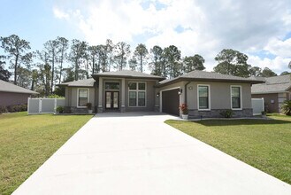 13 Elder Dr in Palm Coast, FL - Building Photo - Building Photo