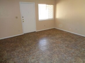 3022 E Glen Dr in El Paso, TX - Building Photo - Building Photo