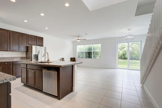 9075 Kingsmoor Wy in Wellington, FL - Building Photo - Building Photo