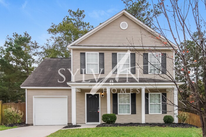 177 Saskatoon Dr Photo