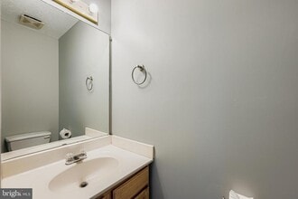 2209 Bluegrass Heights Ct in Rosedale, MD - Building Photo - Building Photo