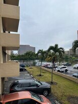 5249 NW 7th St, Unit Aragon Towers Condominium in Miami, FL - Building Photo