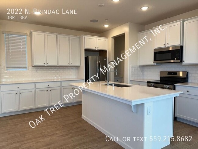 2022 N Brindac Ln in Clovis, CA - Building Photo - Building Photo